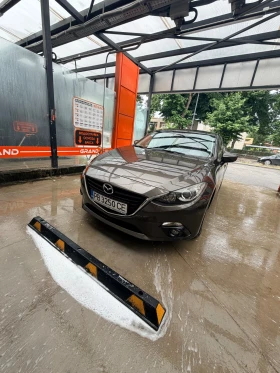 Mazda 3, снимка 1