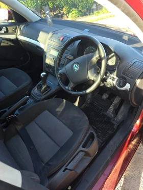 Skoda Octavia 1.6 фси, снимка 4