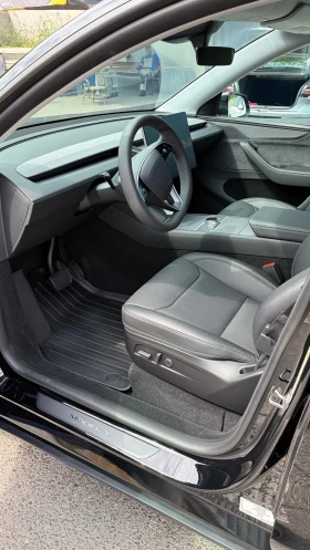 Tesla Model Y Dual Motor, снимка 3
