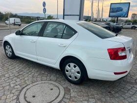 Skoda Octavia 1.6 TDI CLIMA/NAVI, снимка 11