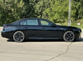 Обява за продажба на BMW i7 M70/ xDrive/ EXECUTIVE/ CARBON/ B&W/ ICONIC GLOW/  ~ 326 376 лв. - изображение 6