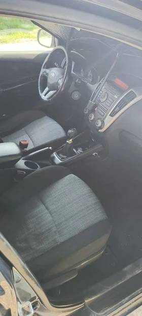 Kia Ceed | Mobile.bg    9