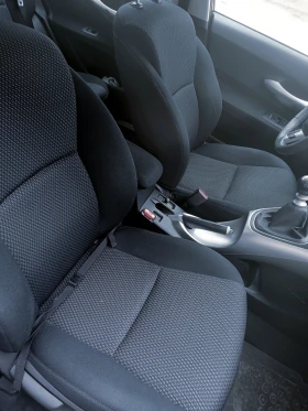 Обява за продажба на Toyota Auris 1.33 VVTI ~12 300 лв. - изображение 9