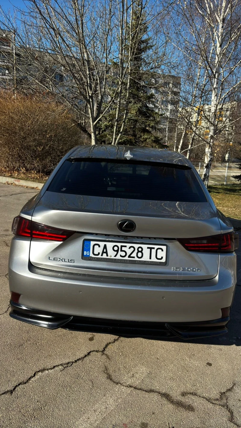 Lexus IS 300 Lexus IS300h, снимка 6 - Автомобили и джипове - 48626715