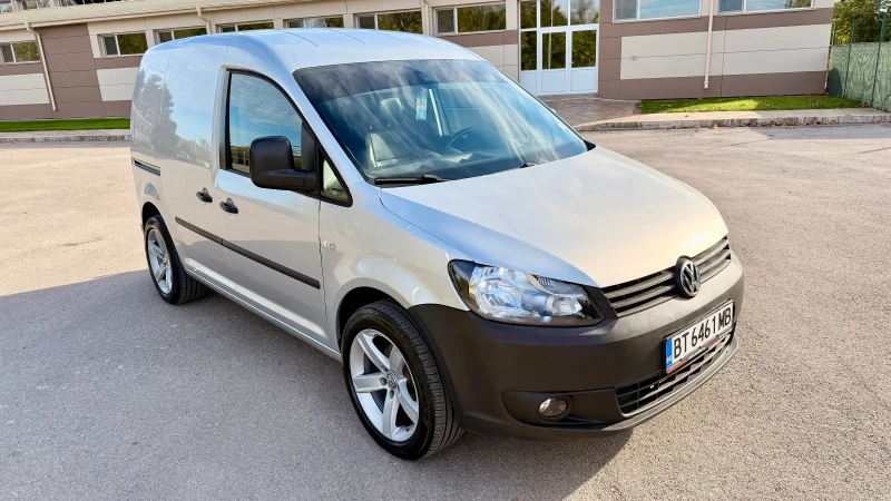 VW Caddy 1.6 TDI, снимка 4 - Автомобили и джипове - 52678350