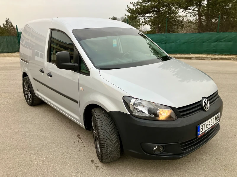 VW Caddy 1.6 TDI, снимка 5 - Автомобили и джипове - 48789224