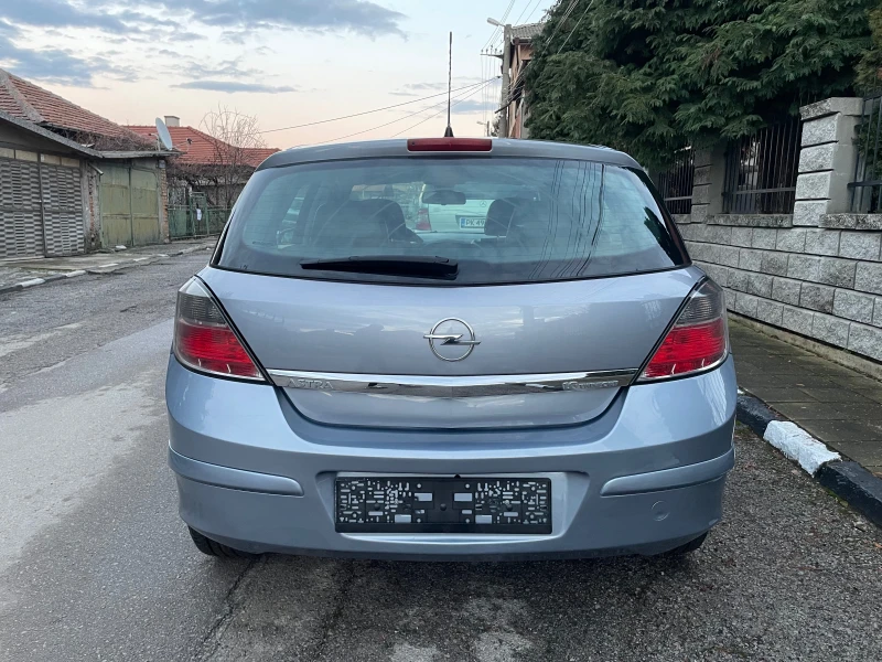 Opel Astra 1.6i COSMO, снимка 4 - Автомобили и джипове - 48913235