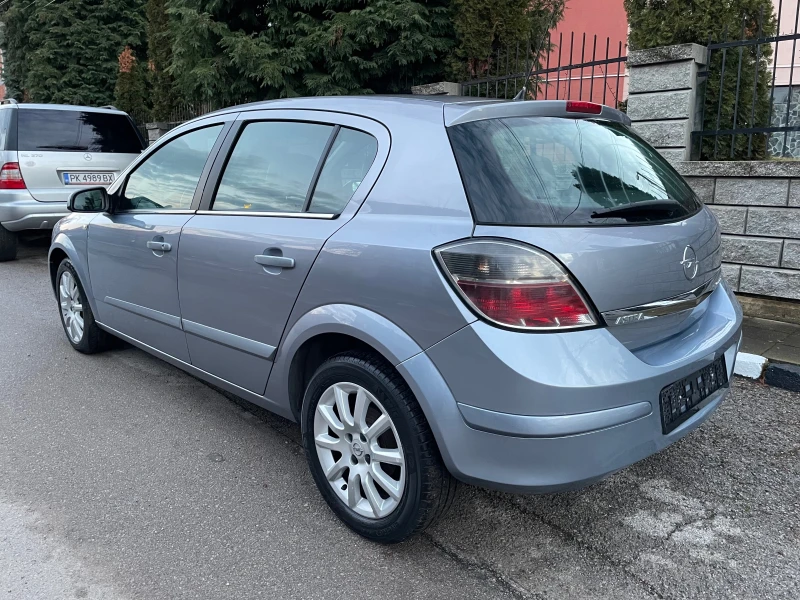 Opel Astra 1.6i COSMO, снимка 5 - Автомобили и джипове - 48913235