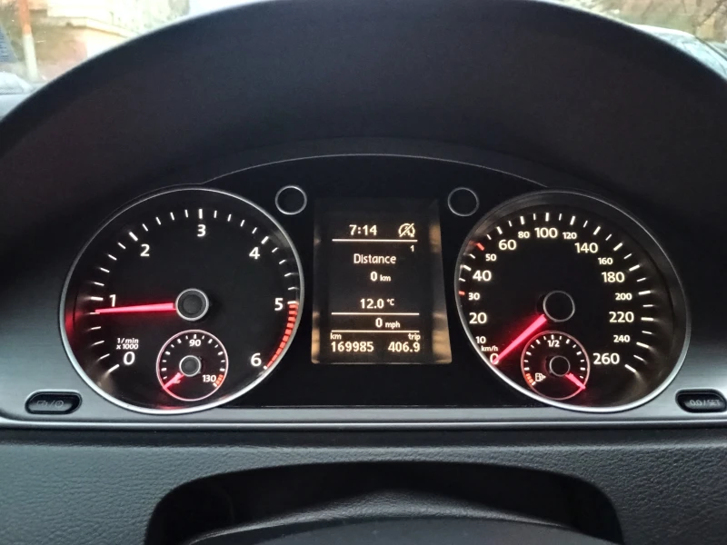 VW Passat N1, снимка 14 - Автомобили и джипове - 52794787