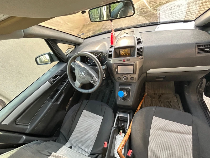 Opel Zafira, снимка 4 - Автомобили и джипове - 52825464
