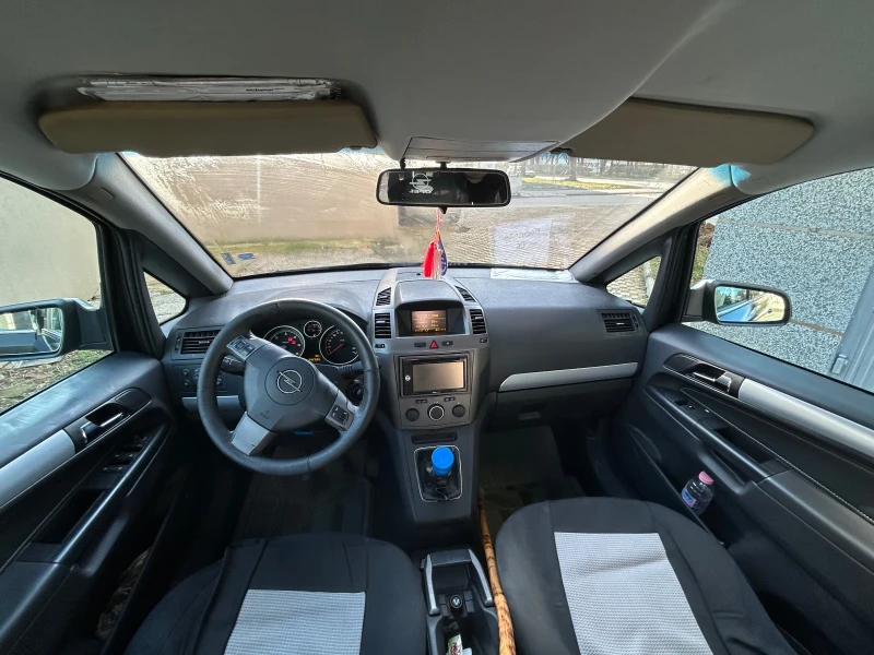 Opel Zafira, снимка 3 - Автомобили и джипове - 52825464