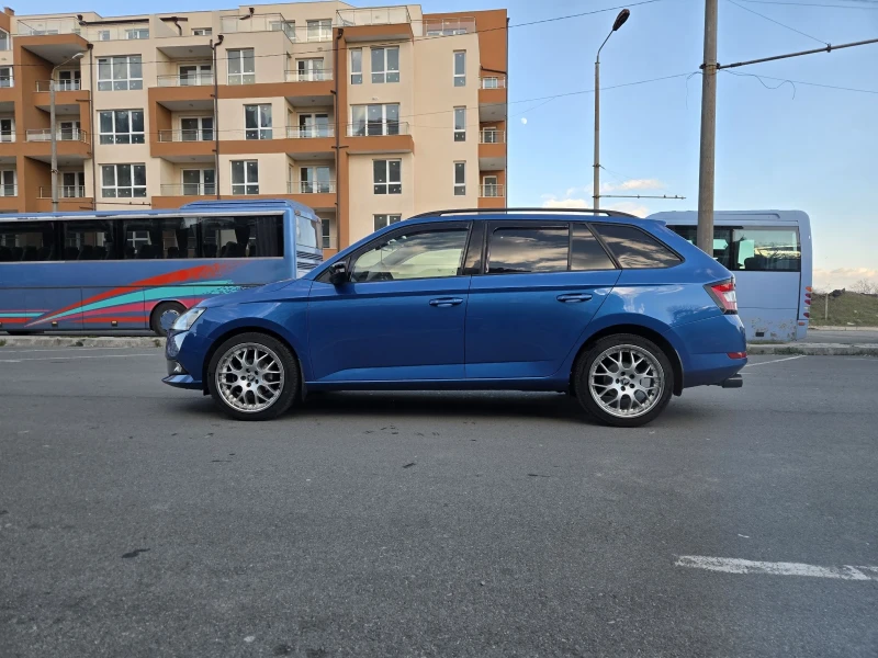Skoda Fabia 1.0 75kc, снимка 5 - Автомобили и джипове - 52945852