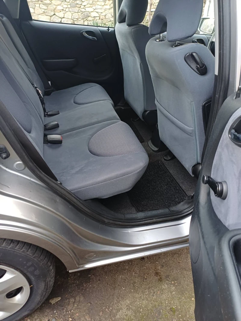 Honda Jazz 1.4 Facelift, снимка 11 - Автомобили и джипове - 53012638