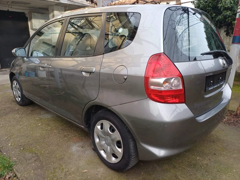 Honda Jazz 1.4 Facelift, снимка 5 - Автомобили и джипове - 53012638