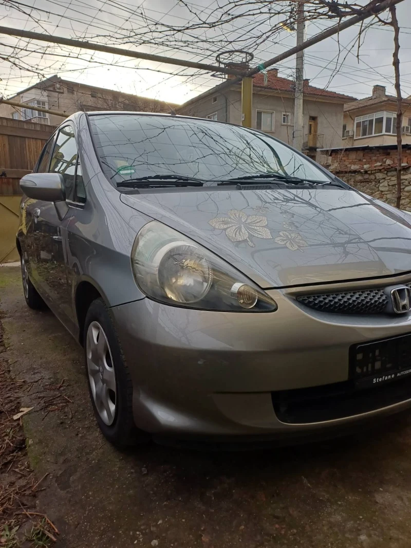 Honda Jazz 1.4 Facelift, снимка 7 - Автомобили и джипове - 53012638