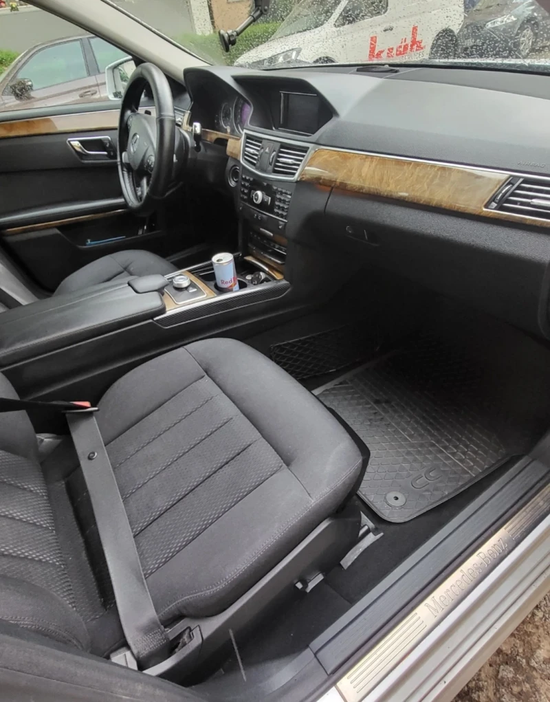 Mercedes-Benz E 350, снимка 5 - Автомобили и джипове - 53140854