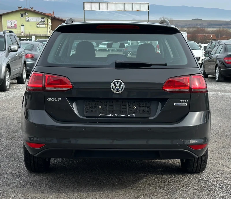 VW Golf 1.6TDI-ЕВРО 6-РЕАЛЕН ПРОБЕГ-NEW-TOP, снимка 4 - Автомобили и джипове - 53231231