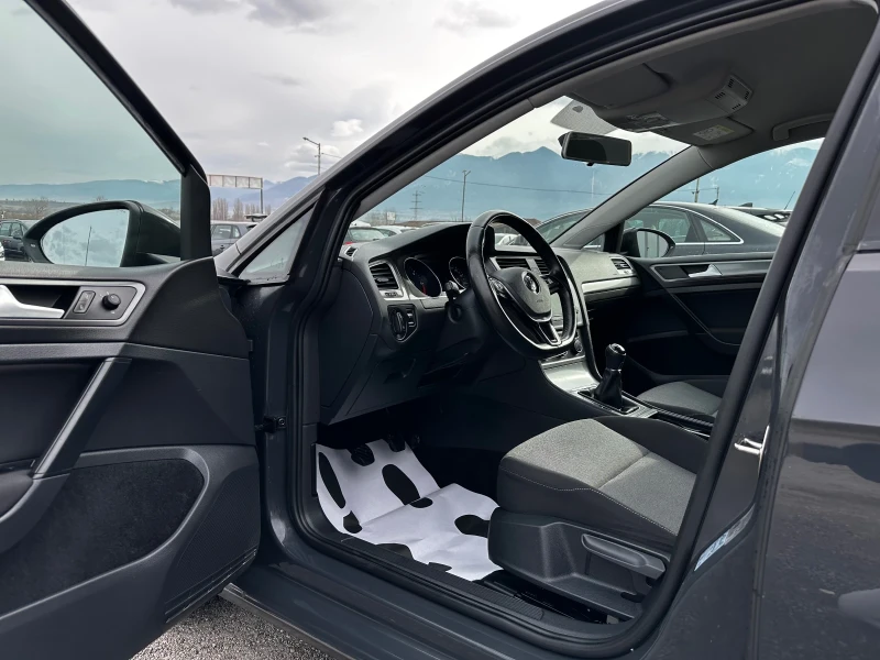 VW Golf 1.6TDI-ЕВРО 6-РЕАЛЕН ПРОБЕГ-NEW-TOP, снимка 7 - Автомобили и джипове - 53231231
