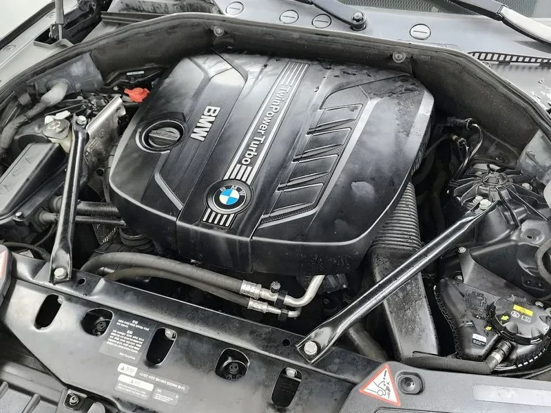 BMW 520 5 Series Gt (F07) Gt Ed Edition, снимка 6 - Автомобили и джипове - 54959129