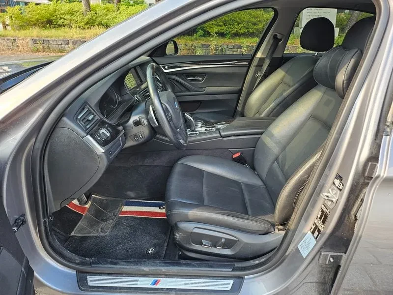 BMW 528 I M Aerodynamics, снимка 10 - Автомобили и джипове - 55146038