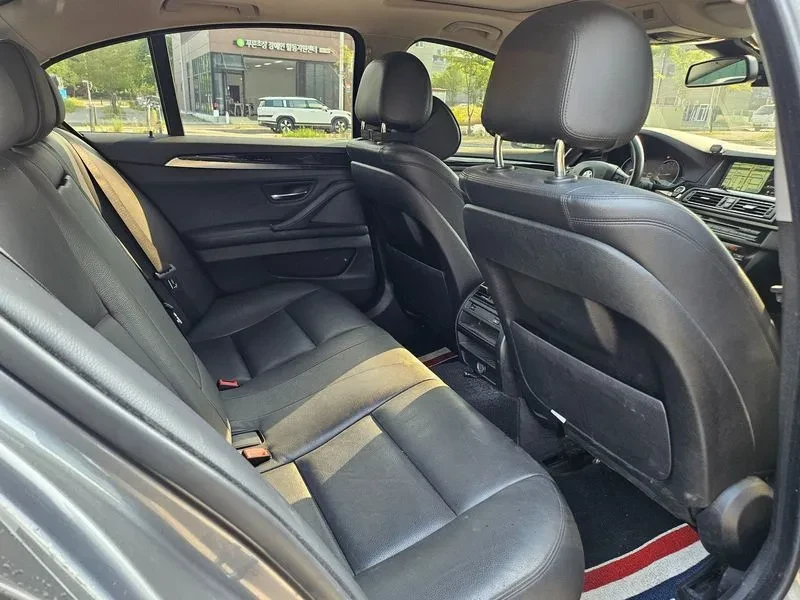 BMW 528 I M Aerodynamics, снимка 14 - Автомобили и джипове - 55146038