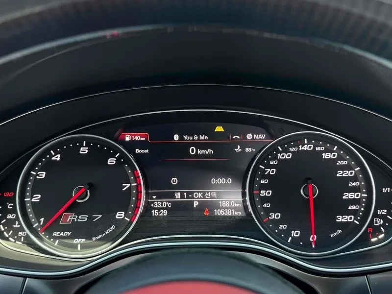 Audi Rs7 4.0 Tfsi Quattro 4G, снимка 7 - Автомобили и джипове - 55309385