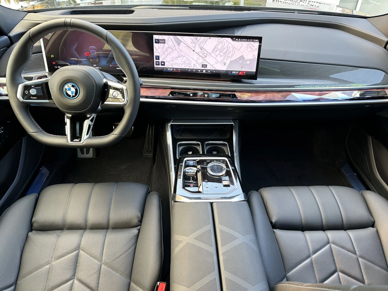 BMW i7 M70/ xDrive/ EXECUTIVE/ CARBON/ B&W/   | Mobile.bg   13