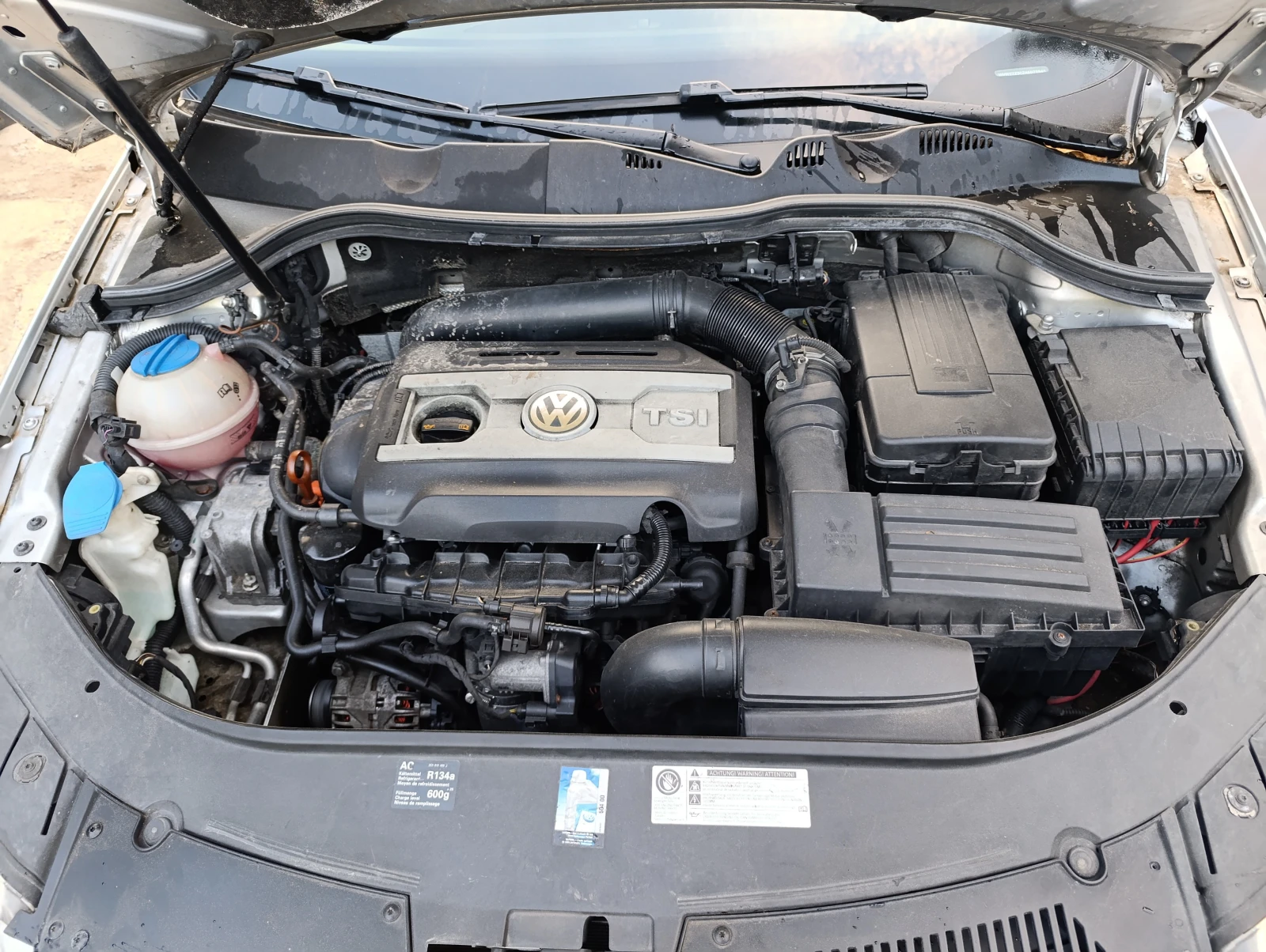 VW Passat 1.8tsi DSG, снимка 13 - Автомобили и джипове - 53537902