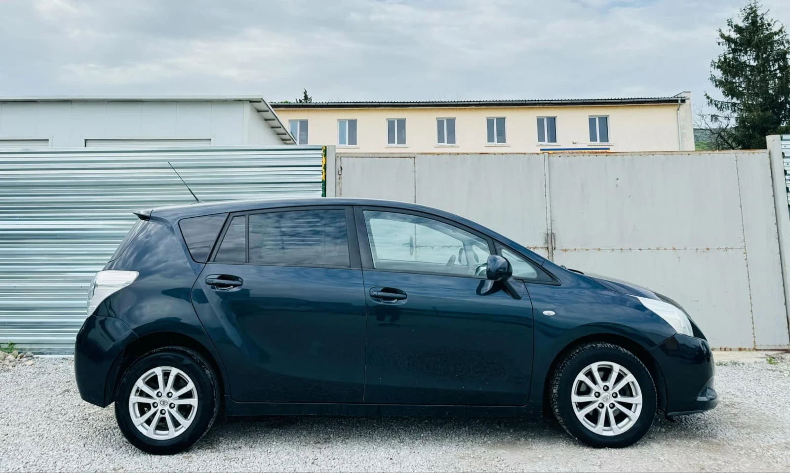 Toyota Verso 2000 D4D* 7 МЕСТА  - изображение 5