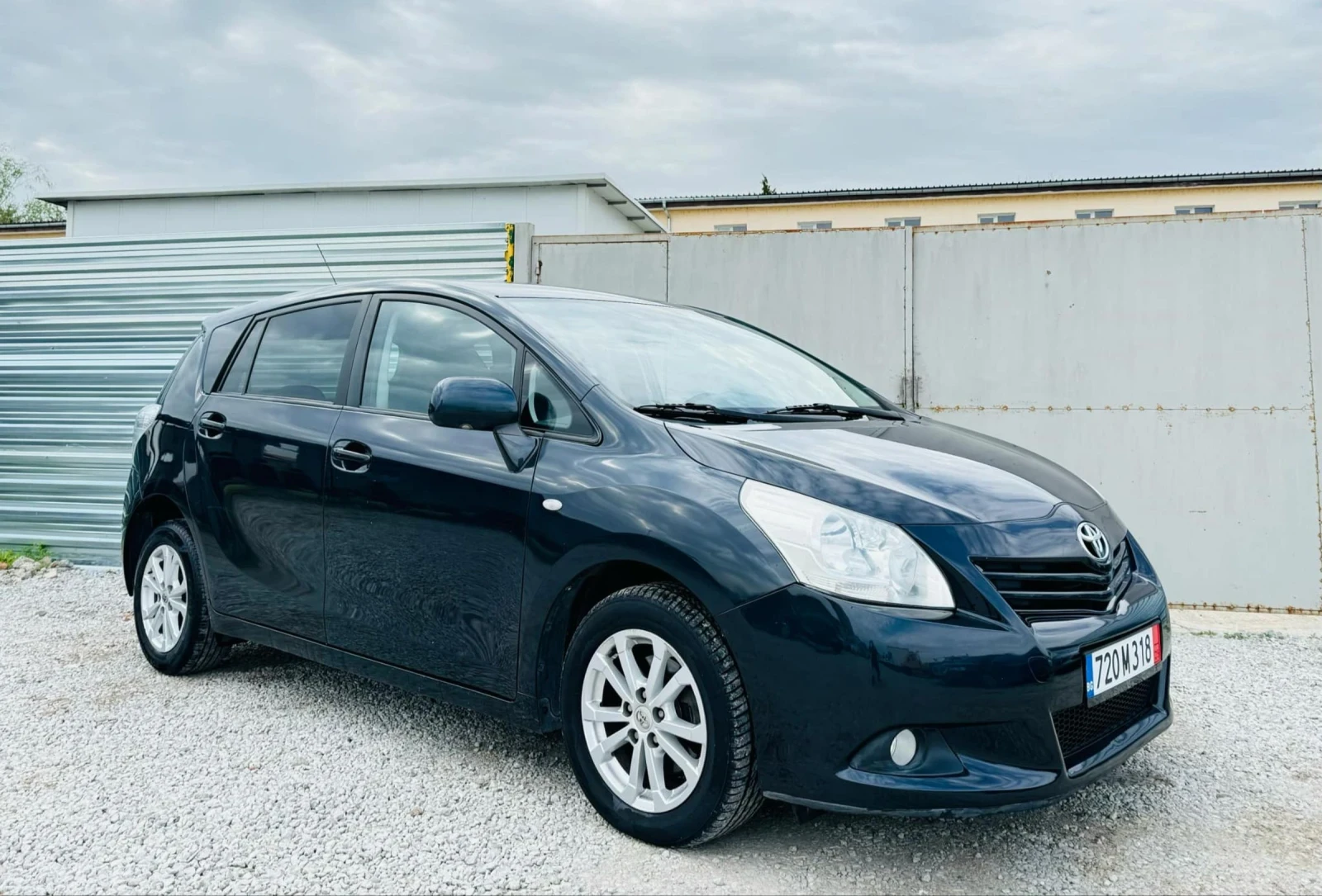 Toyota Verso 2000 D4D* 7 МЕСТА  - изображение 3