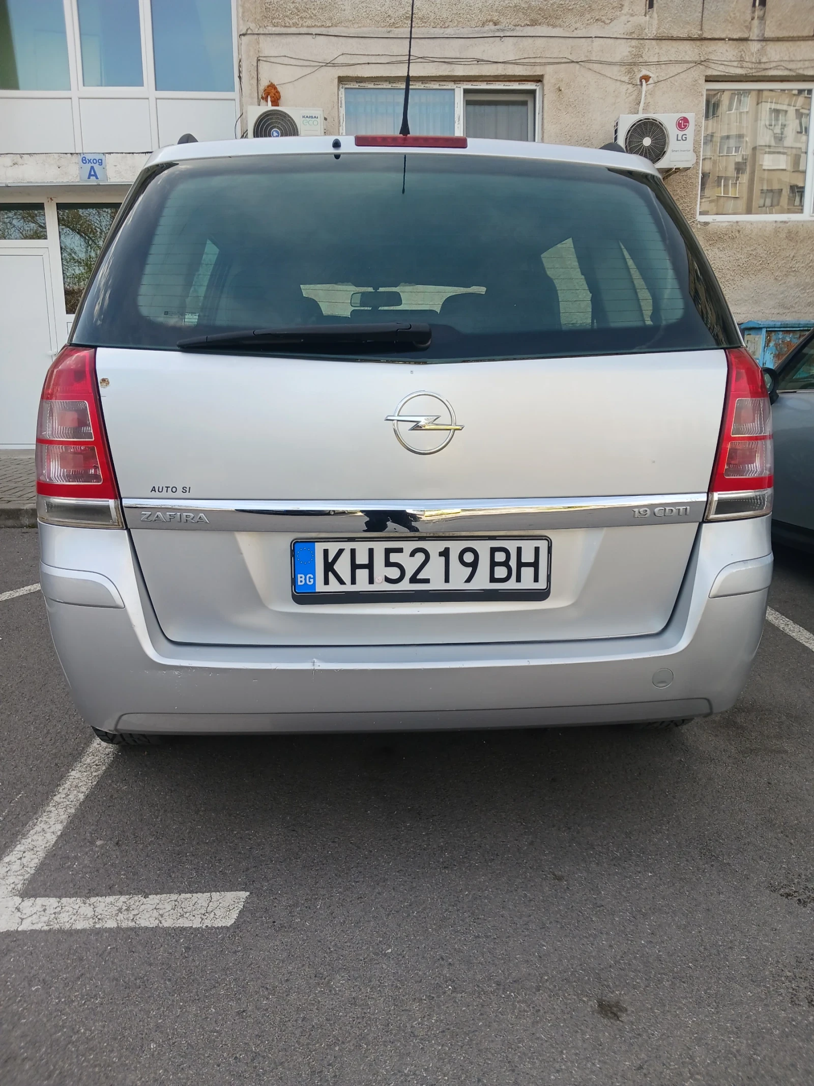 Opel Zafira  - изображение 4