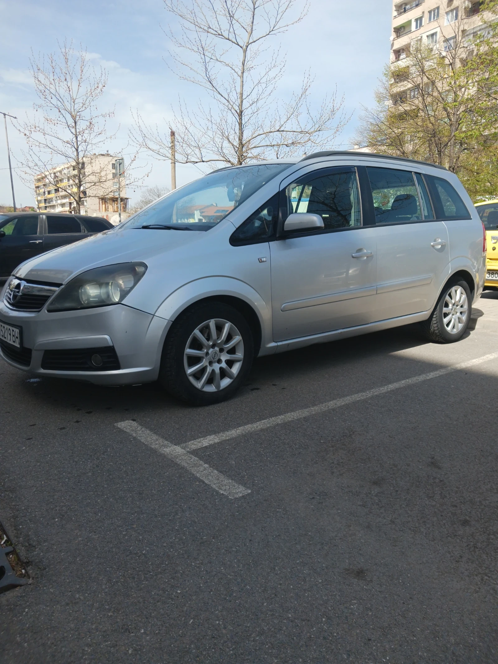 Opel Zafira  - изображение 8