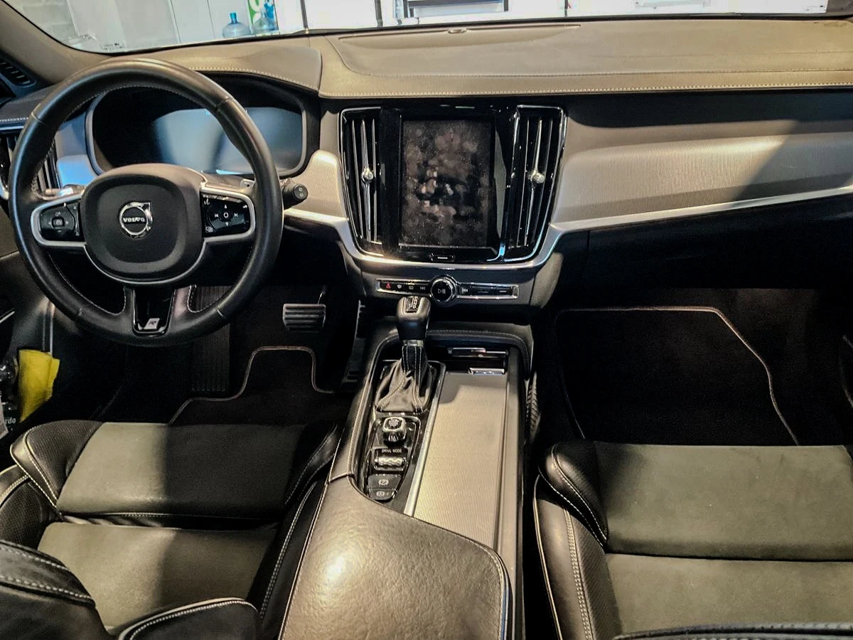 Volvo V90 R-DESIGN - НАПЪЛНО ОБСЛУЖЕН - изображение 6