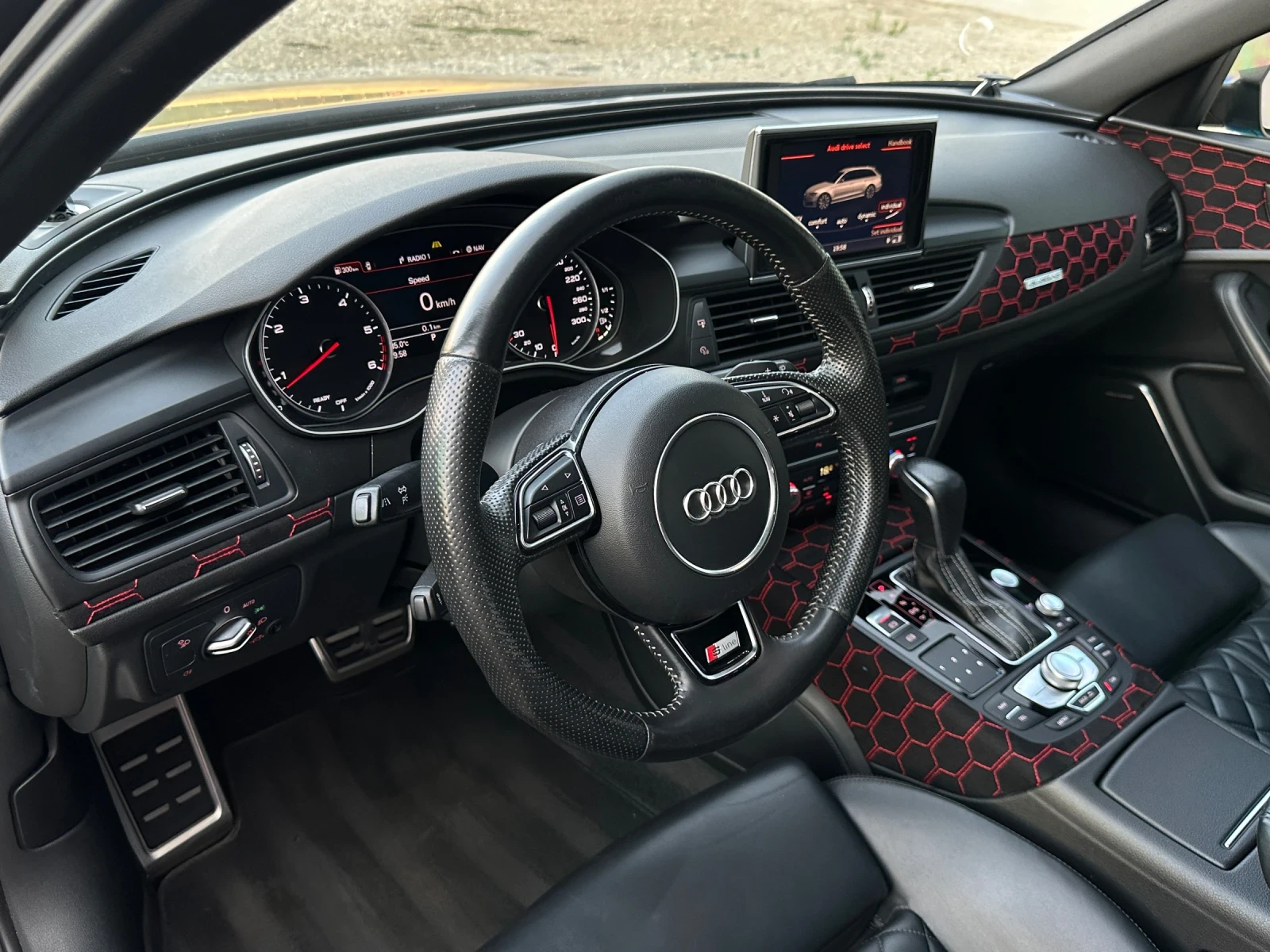Audi A6 BiTDI Competition/ Matrix/ B&O/ Maxton/ RS салон - изображение 10