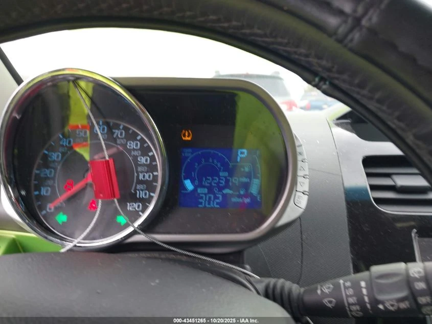 Chevrolet Spark 1.2L I-4 DOHC, VVT, 84HP Front Wheel Drive - изображение 7