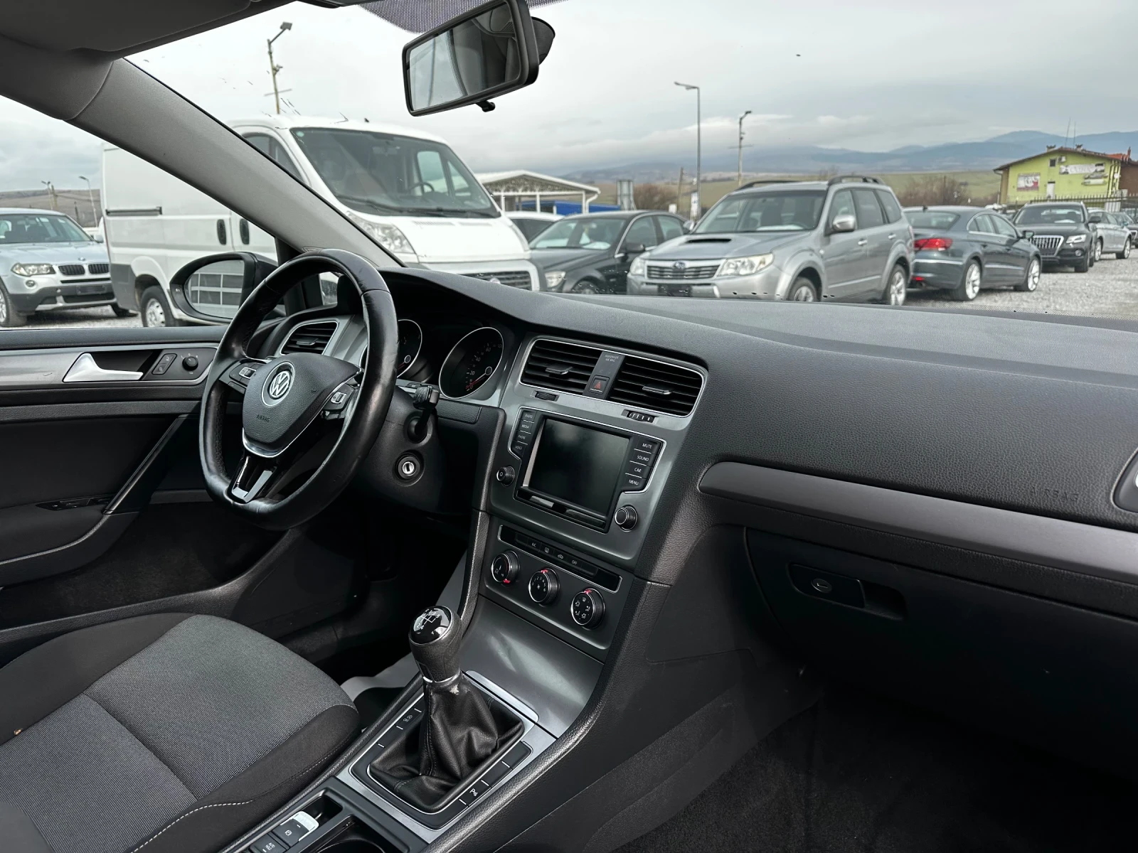 VW Golf 1.6TDI-���� 6-������ ������-NEW-TOP | Mobile.bg � ����������� 13