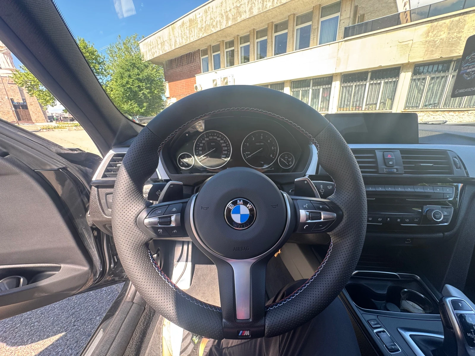 BMW 335 LCI Xdrive - изображение 6