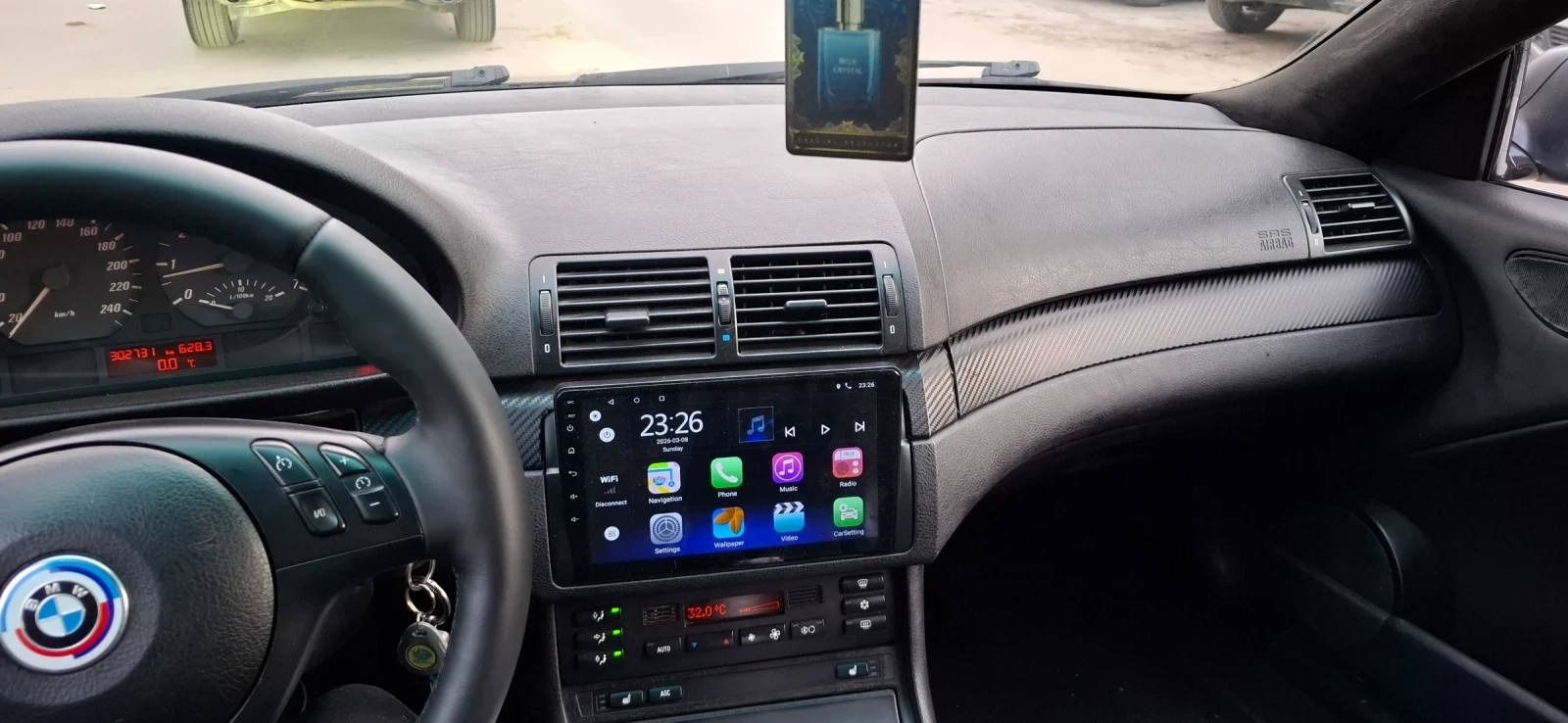 BMW 320 320 ci lpg, снимка 8 - Автомобили и джипове - 53757848