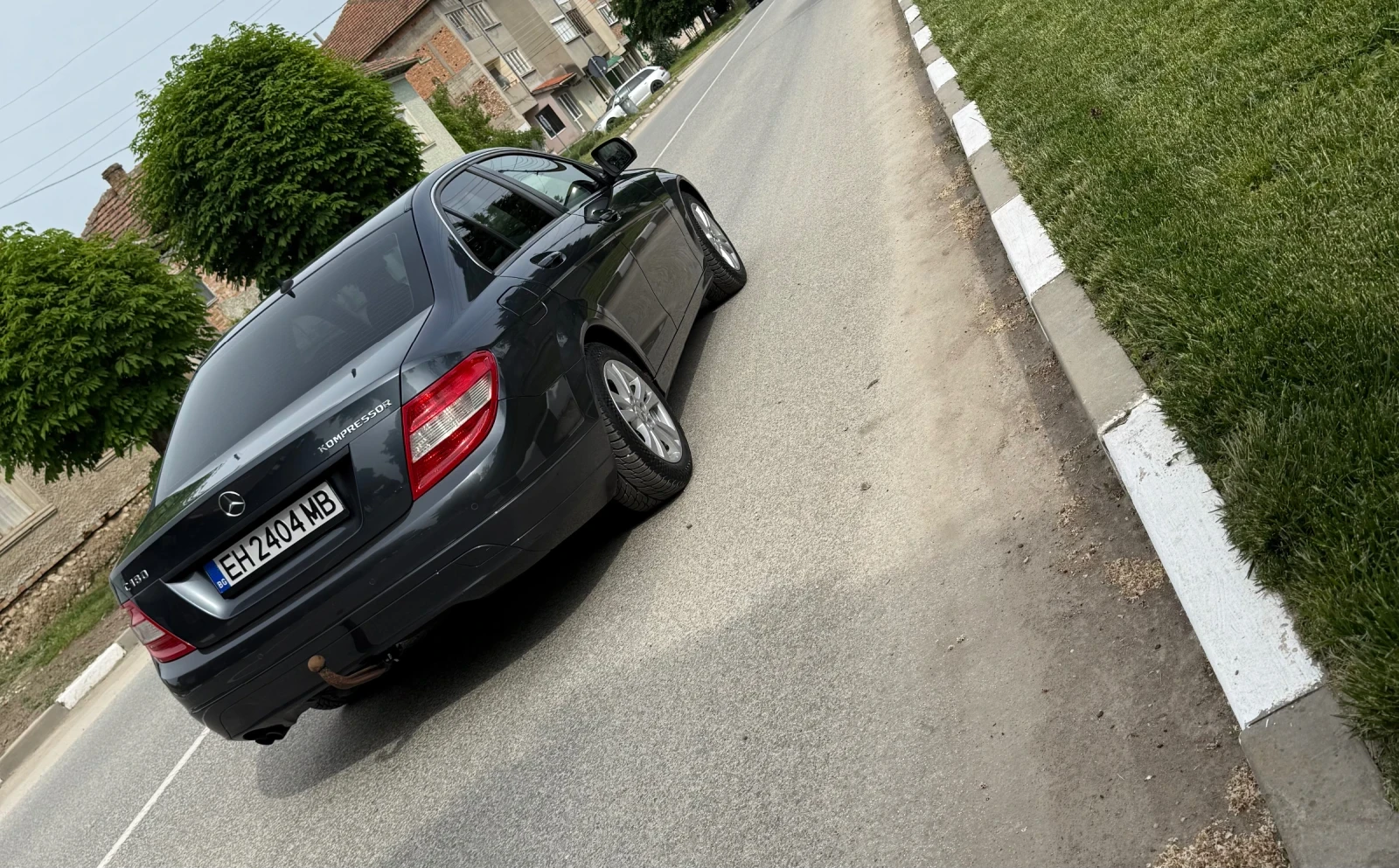 Mercedes-Benz C 180, снимка 2 - Автомобили и джипове - 54600032