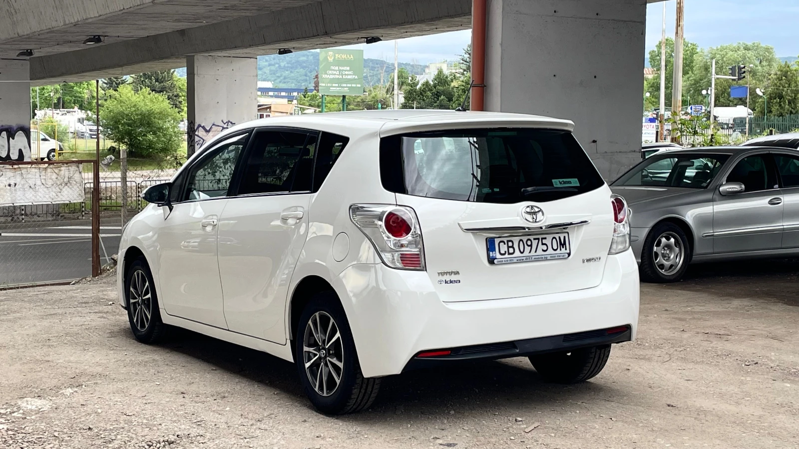 Toyota Verso ОБСЛУЖЕНА, снимка 7 - Автомобили и джипове - 54608697