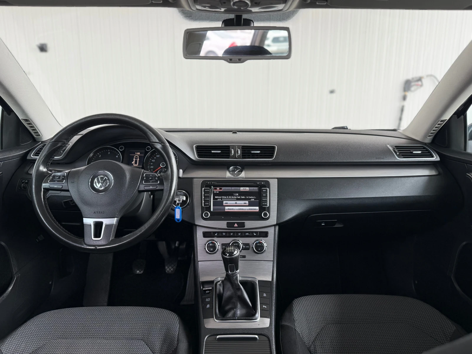 VW Passat 2.0TDI= 170HP= ГАРАНЦИЯ= ЛИЗИНГ= CLIMATRONIC, снимка 8 - Автомобили и джипове - 54651729