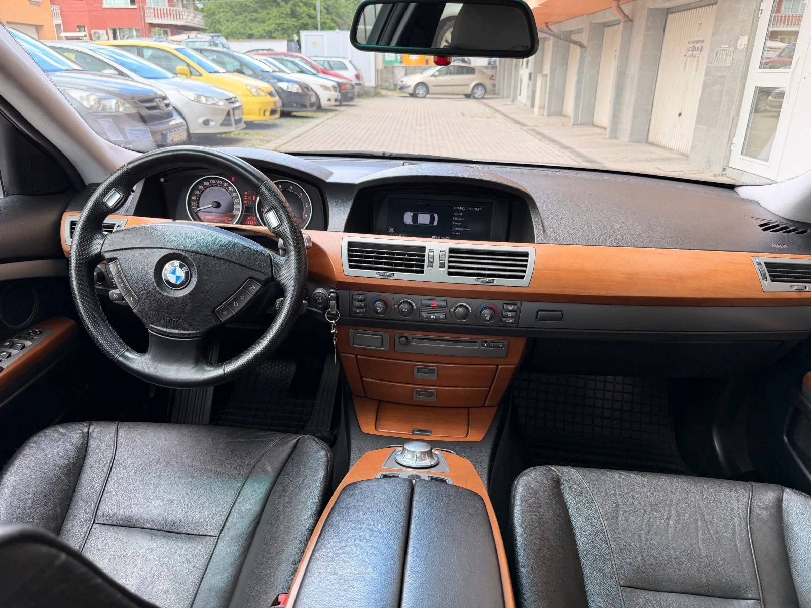 BMW 735 Газ.Инж, снимка 10 - Автомобили и джипове - 54705033