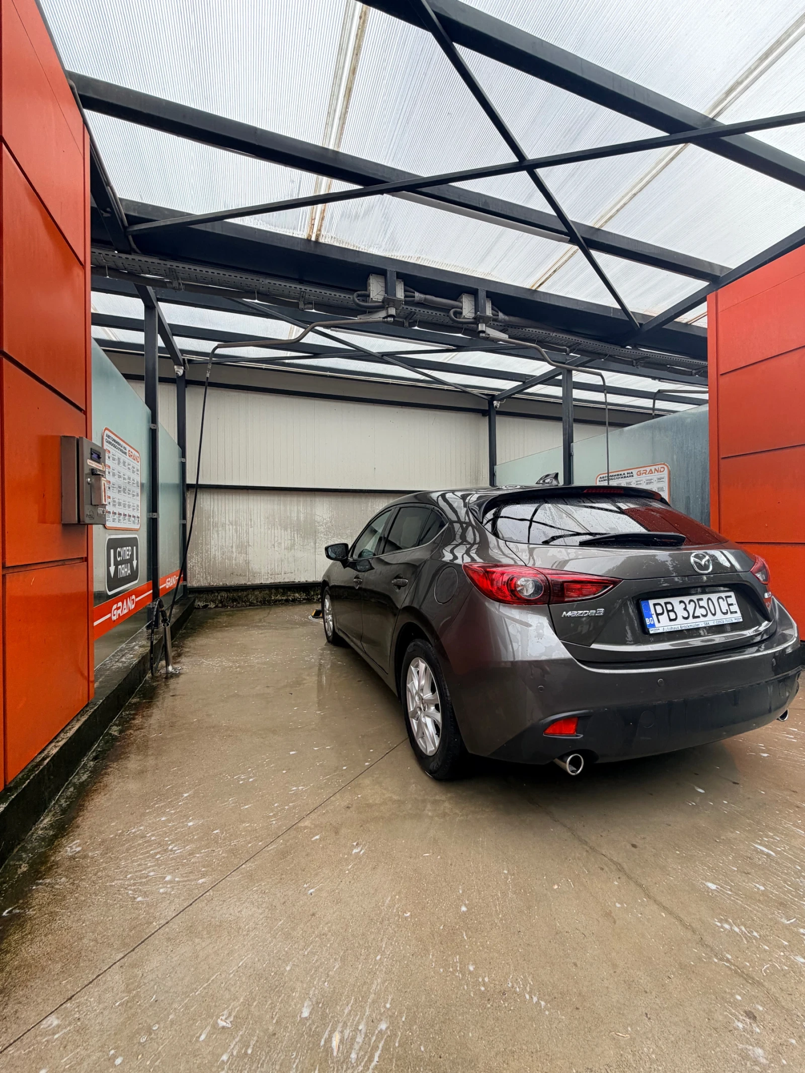 Mazda 3, снимка 2 - Автомобили и джипове - 54886328