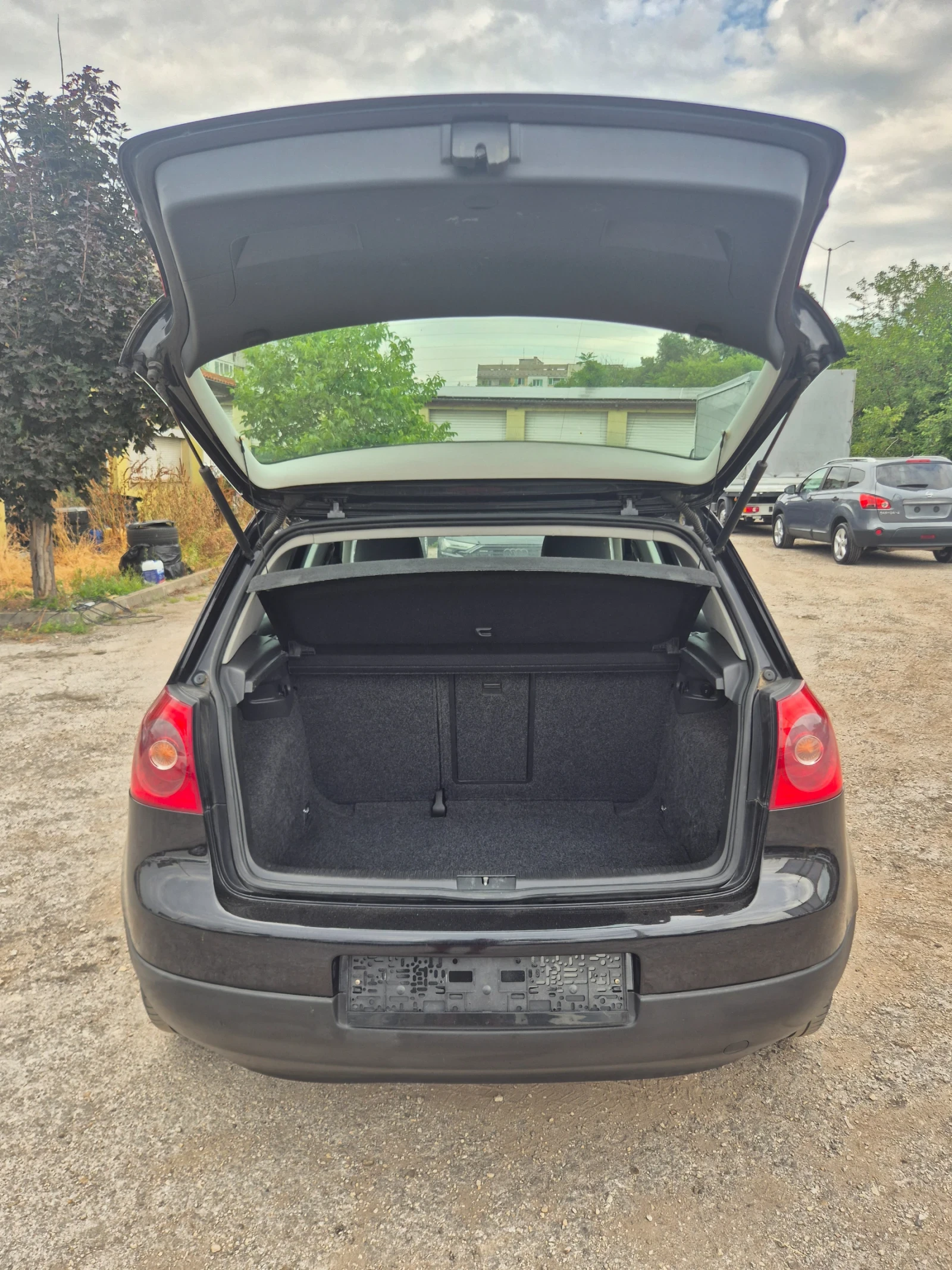 VW Golf 1.9TDI* Клима, снимка 8 - Автомобили и джипове - 55014112