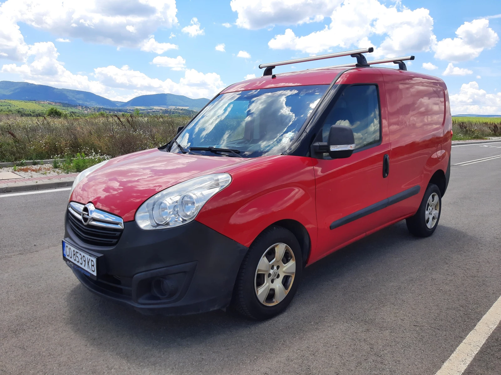 Opel Combo 1.3CDTI, снимка 2 - Автомобили и джипове - 55221416