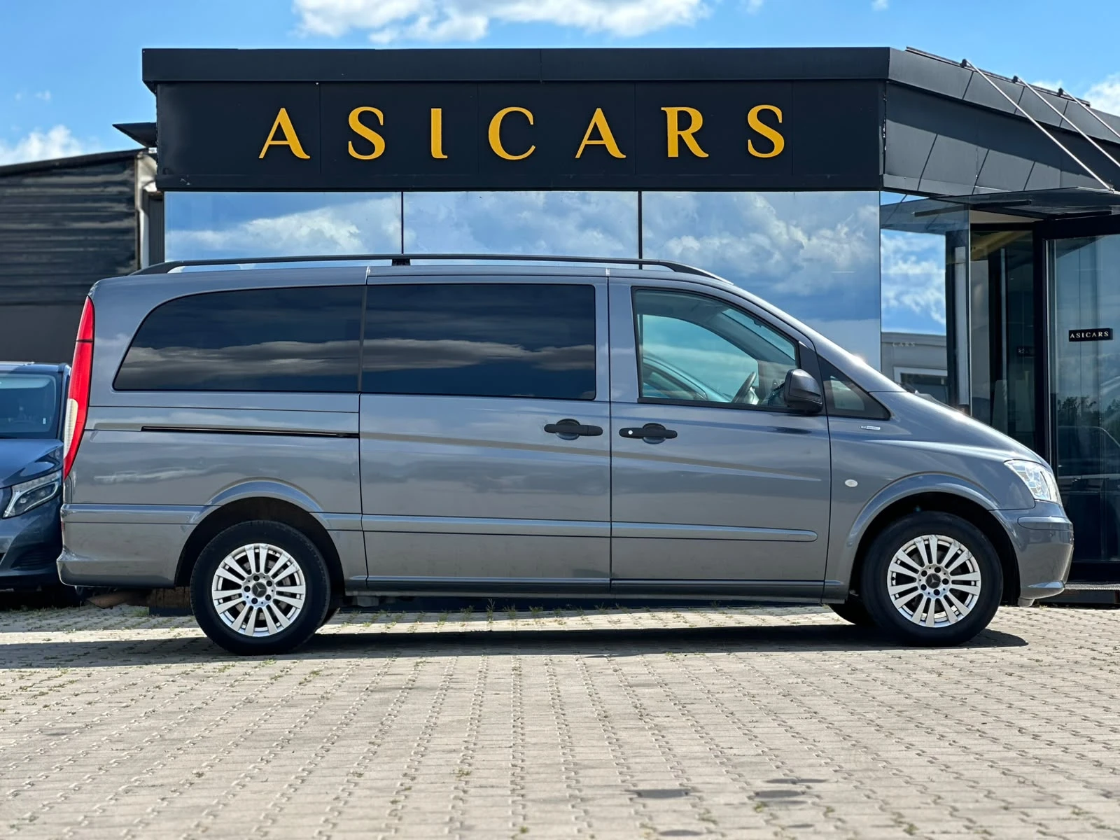 Mercedes-Benz Viano / EURO 5 / FACELIFT / 9 МЕСТА / , снимка 6 - Автомобили и джипове - 55222790