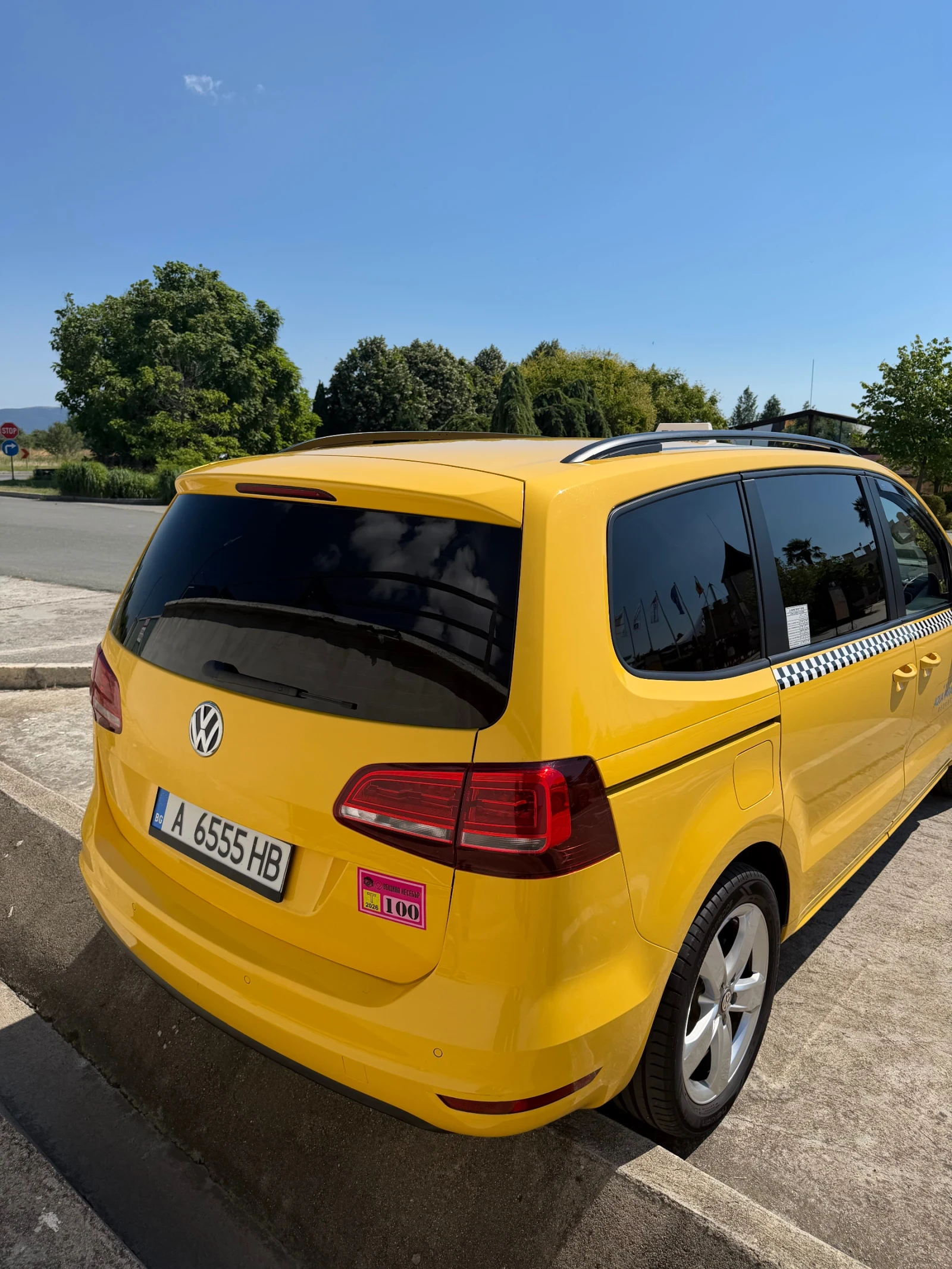 VW Sharan 2.0 tdi dsg, снимка 5 - Автомобили и джипове - 55391684