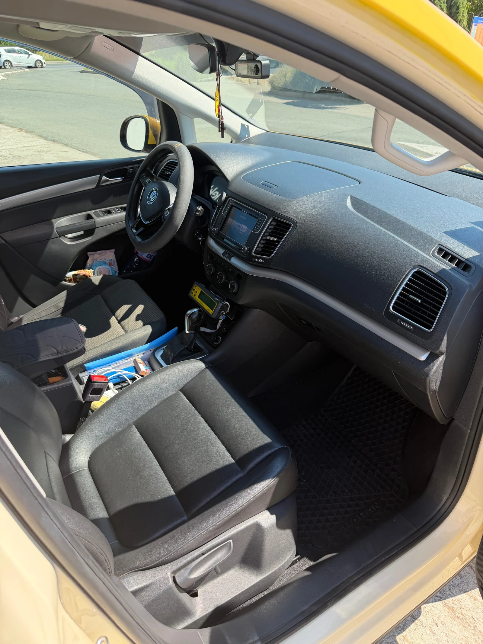 VW Sharan 2.0 tdi dsg, снимка 7 - Автомобили и джипове - 55391684