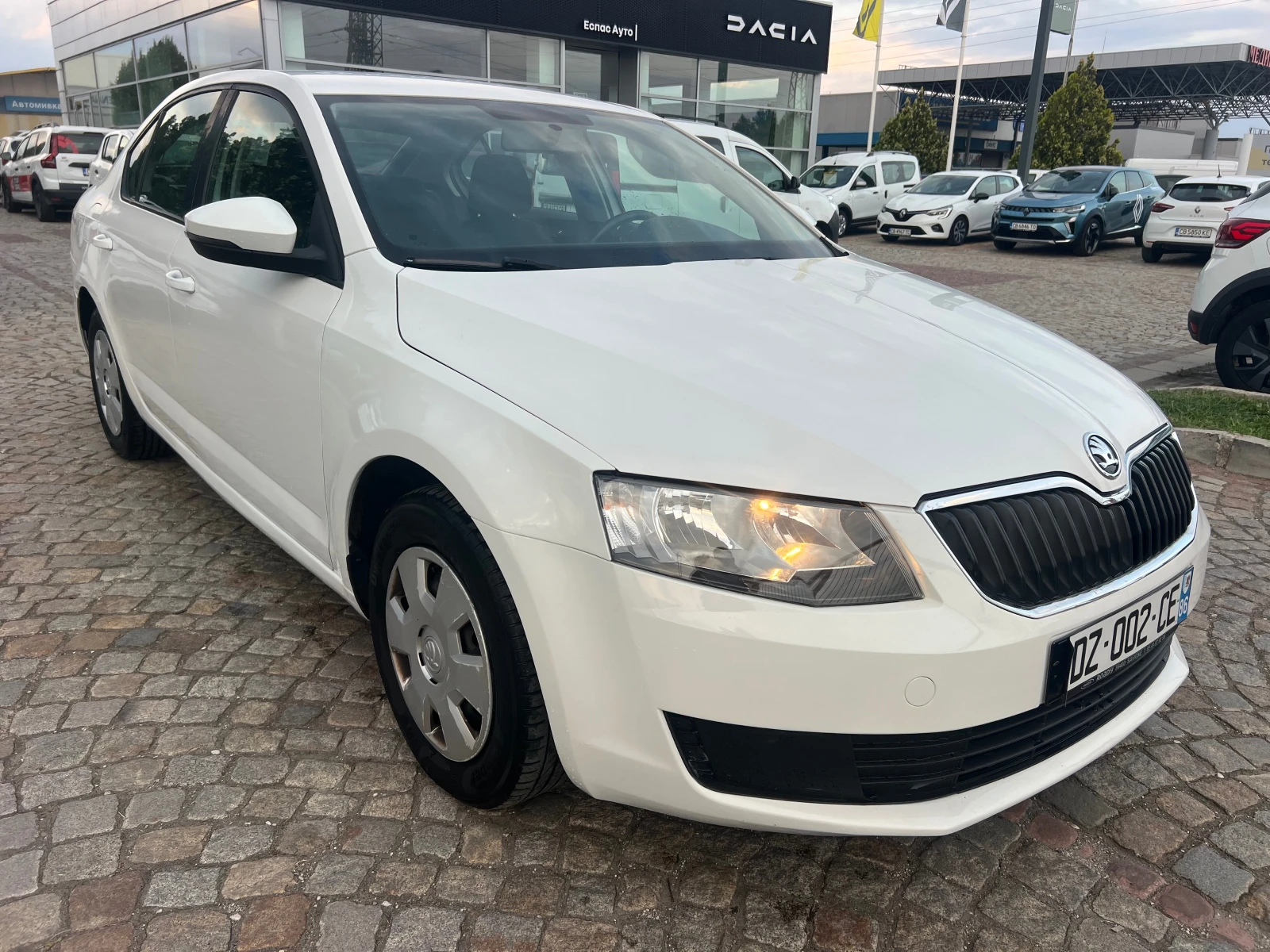 Skoda Octavia 1.6 TDI CLIMA/NAVI