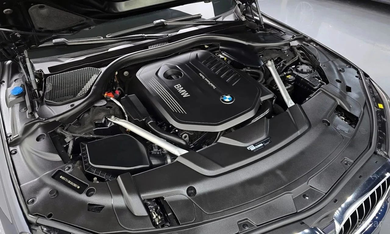 BMW 740 * 740Li xDrive M Sport Package* АВТОКРЕДИТ* , снимка 6 - Автомобили и джипове - 56097368